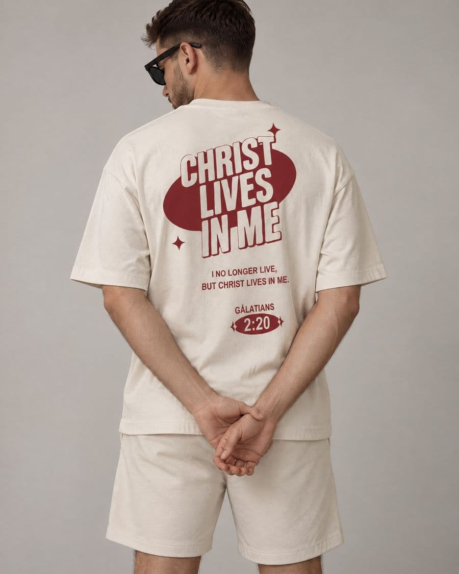 Christ Lives in Me, en modelo